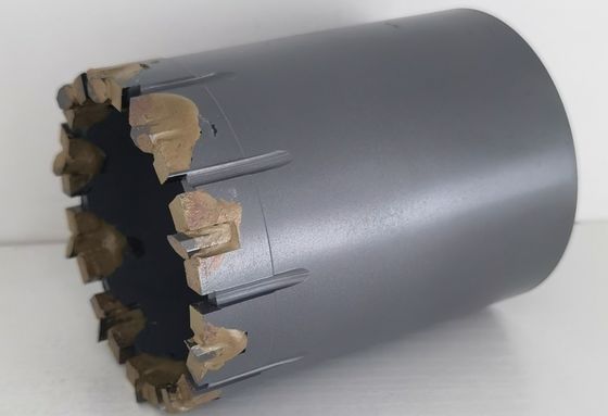 15 mm TC-Bitbohrung mit effizientem Kühlsystem 50 mm